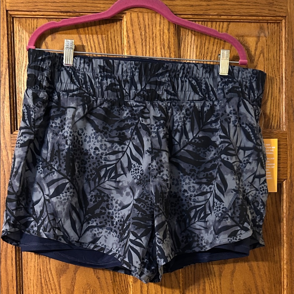 Avia Women's Blue Patterned Athletic Shorts